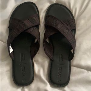 Toms black sandals